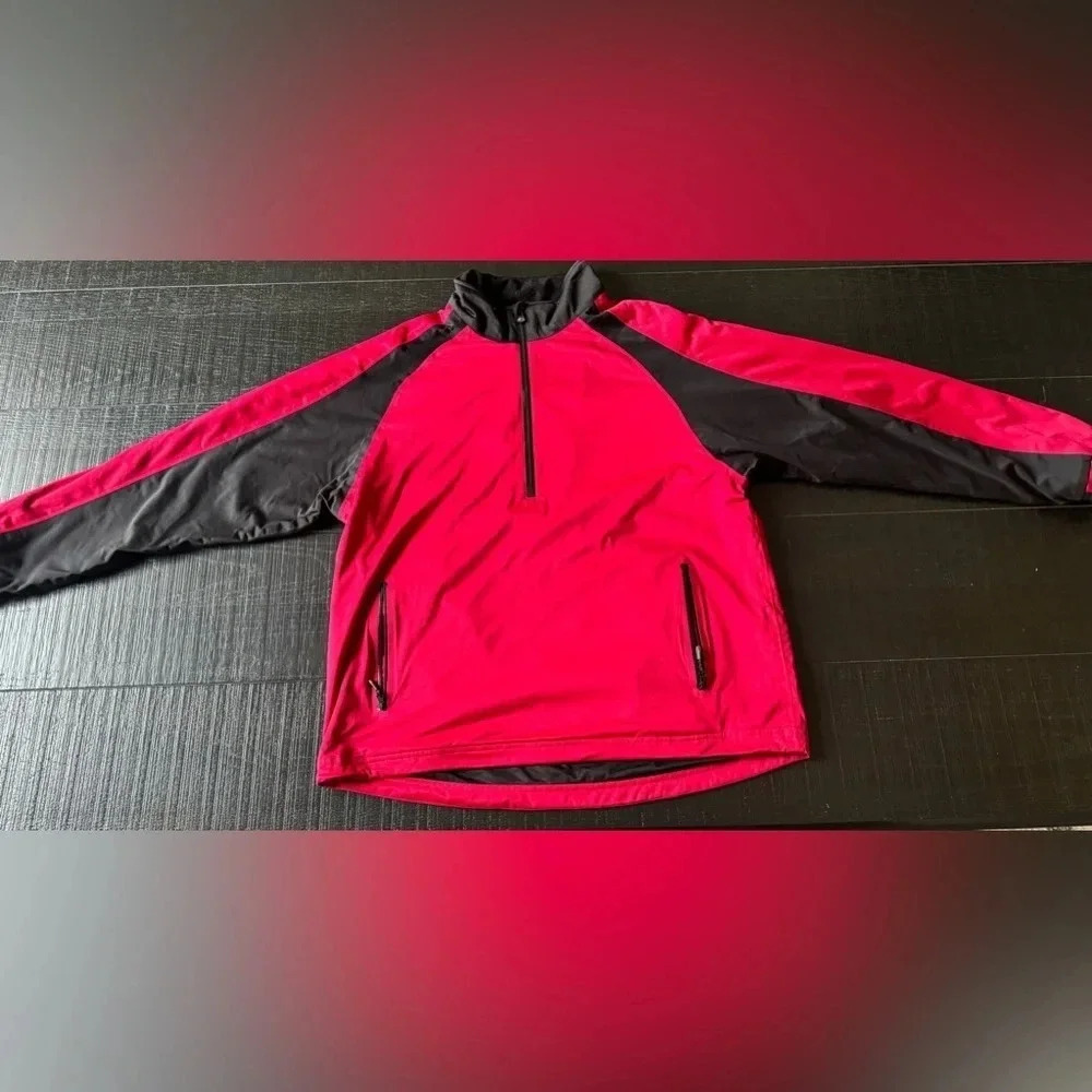 Cutter and Buck Breaker Red Weather Tech Half Zip Hooded Pullover Men’s Large